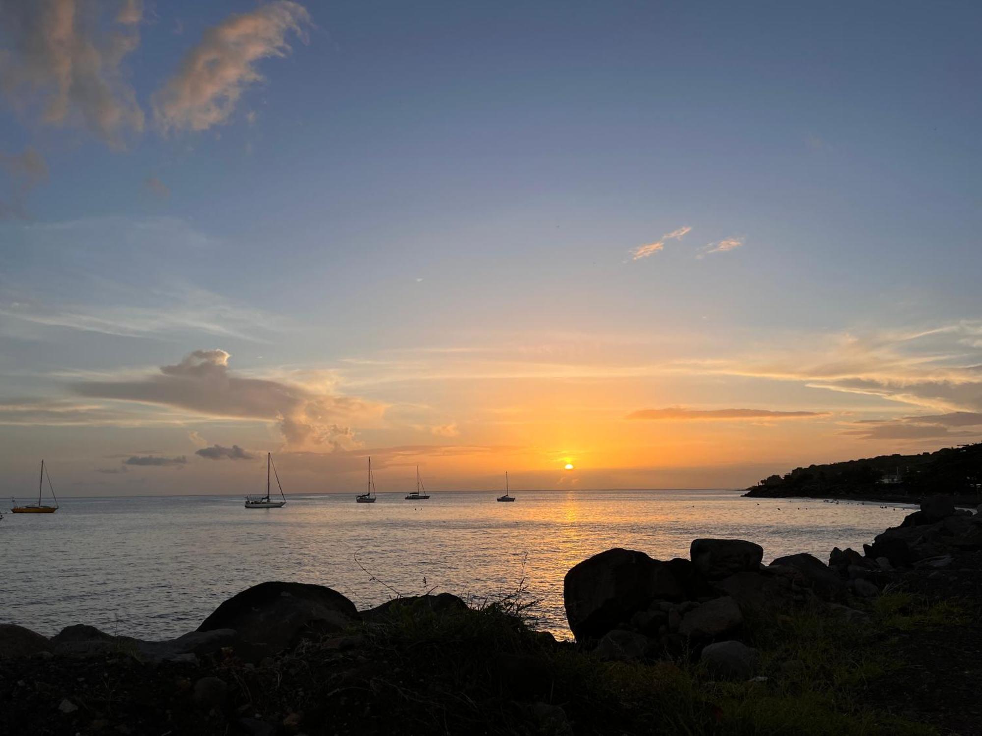 Tropical Golden, Vue Mer Et Plage A 5 Min A Pied Gourbeyre Buitenkant foto